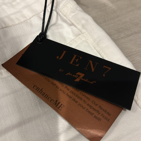 JEN 7 by 7 for All Mankind NWT White Denim Bermuda Shorts. - Picture 6 of 13
